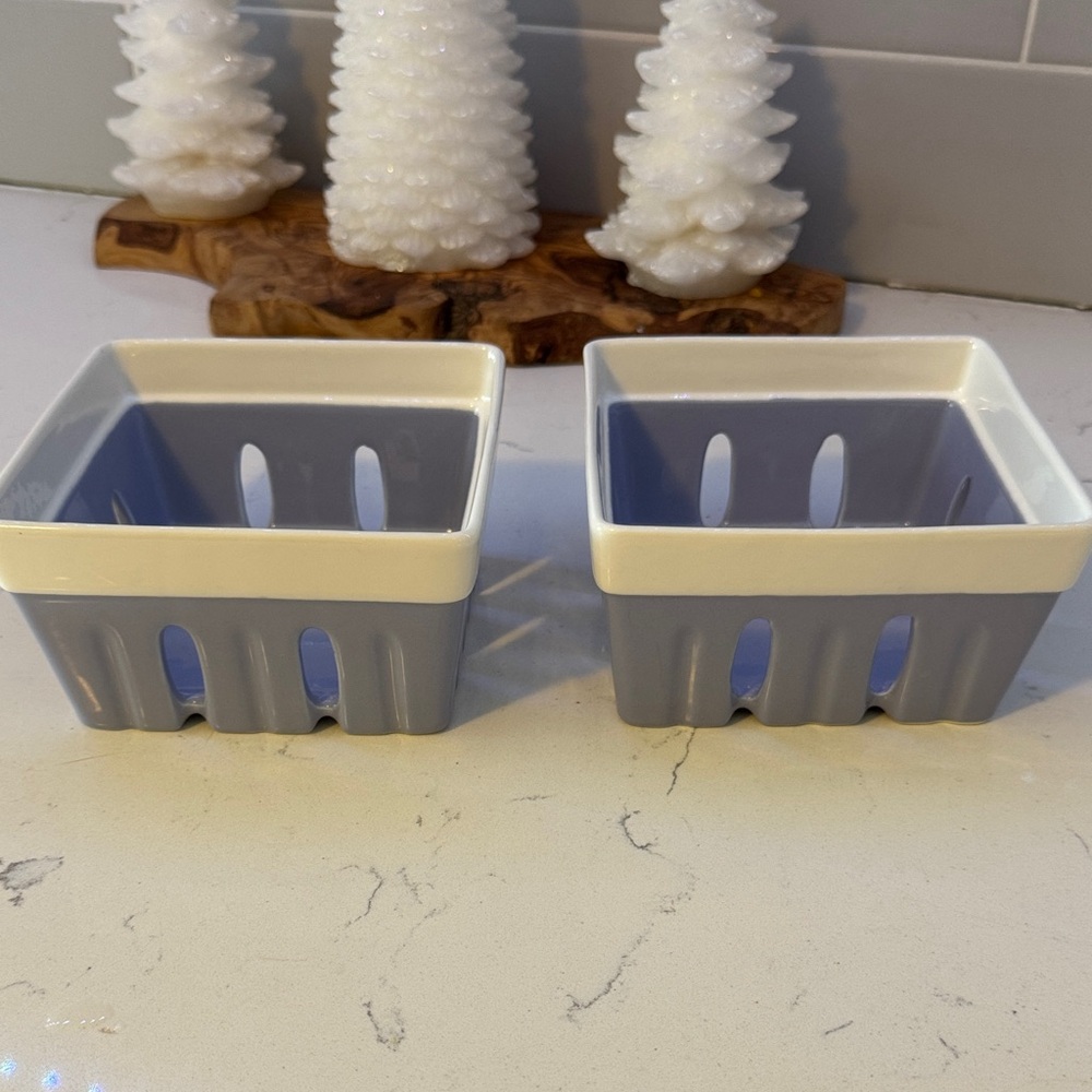 2 Ceramic Berry Baskets - purple and White